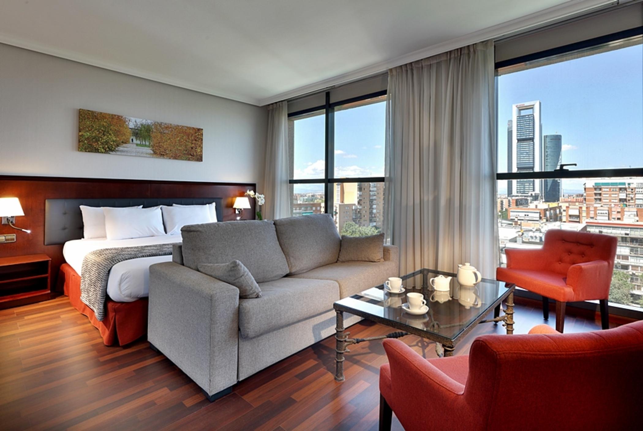 Crisol Via Castellana Hotell Madrid Exteriör bild