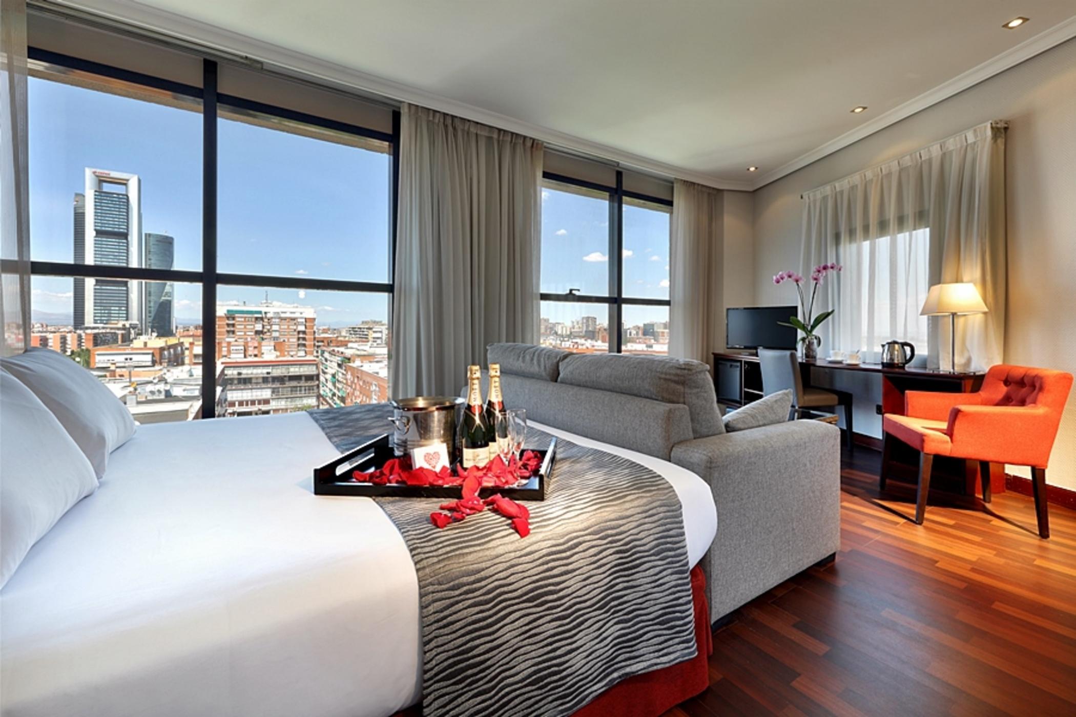 Crisol Via Castellana Hotell Madrid Exteriör bild