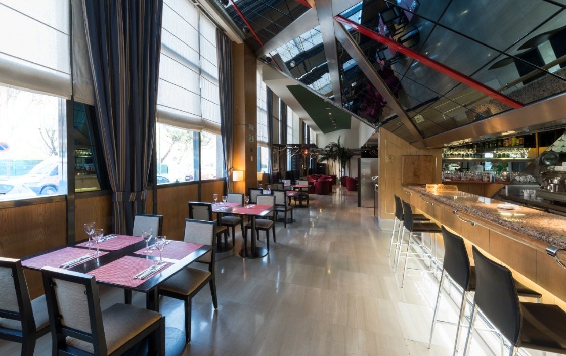 Crisol Via Castellana Hotell Madrid Restaurang bild